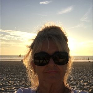 Meet your Posher, Sandy