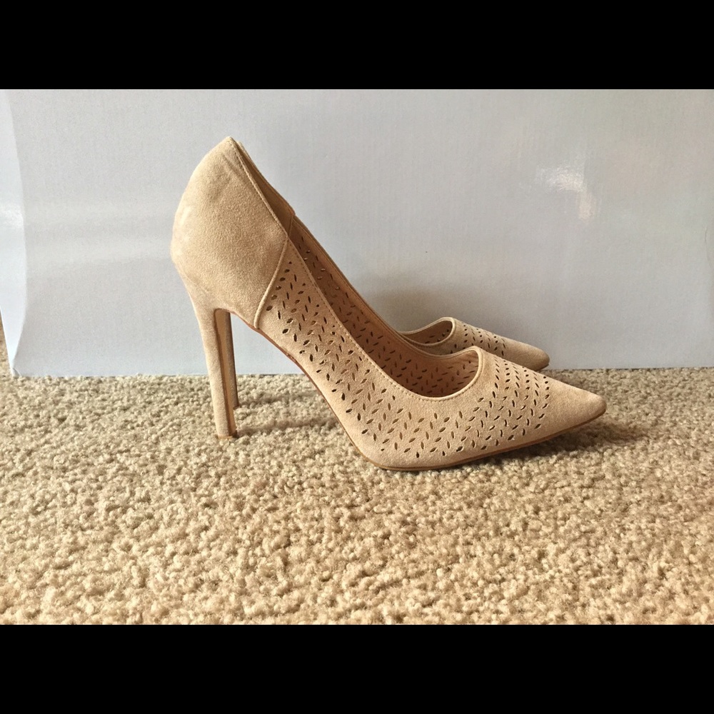 Love Culture Taupe Heels