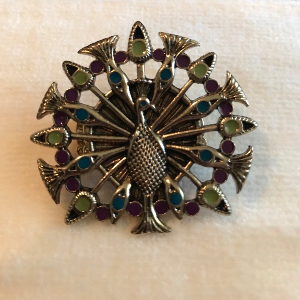 Peacock ring