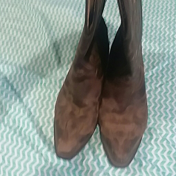 Laredo - Picture 3 of 3