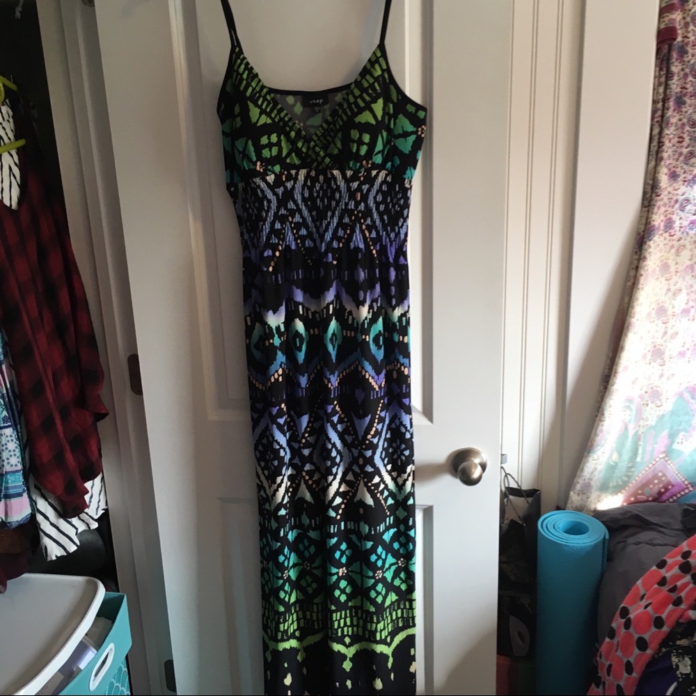 Maxi Dress - black blue and green polyester