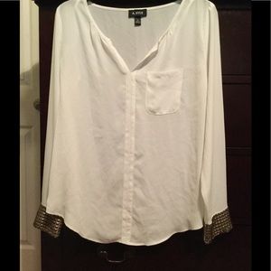 white button up long sleeve shirt
