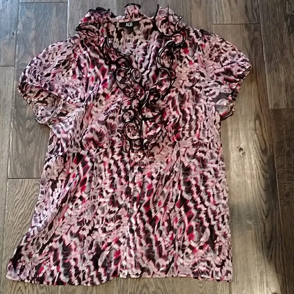 Ruffle collar blouse