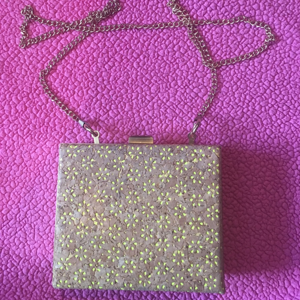 Street level crossbody