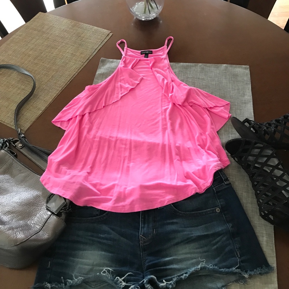 Pink tank