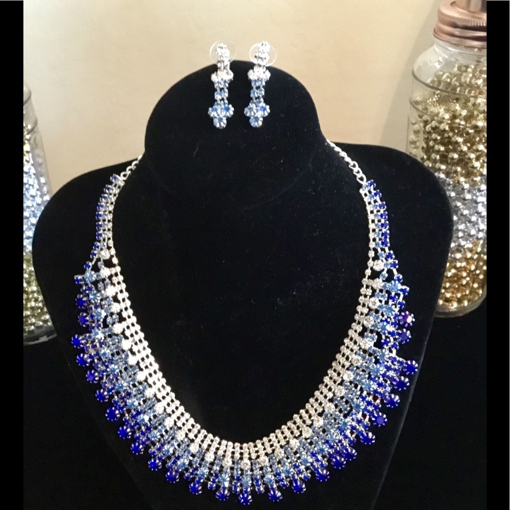 Blue & White Rhinestone Necklace Set