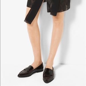 • NWT MICHAEL KORS• black patent loafers • NWT MICHAEL KORS• black patent loafers