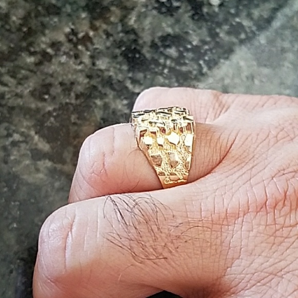 10k Real Gold  Men's Nugget Ring 14mm - Picture 3 of 8