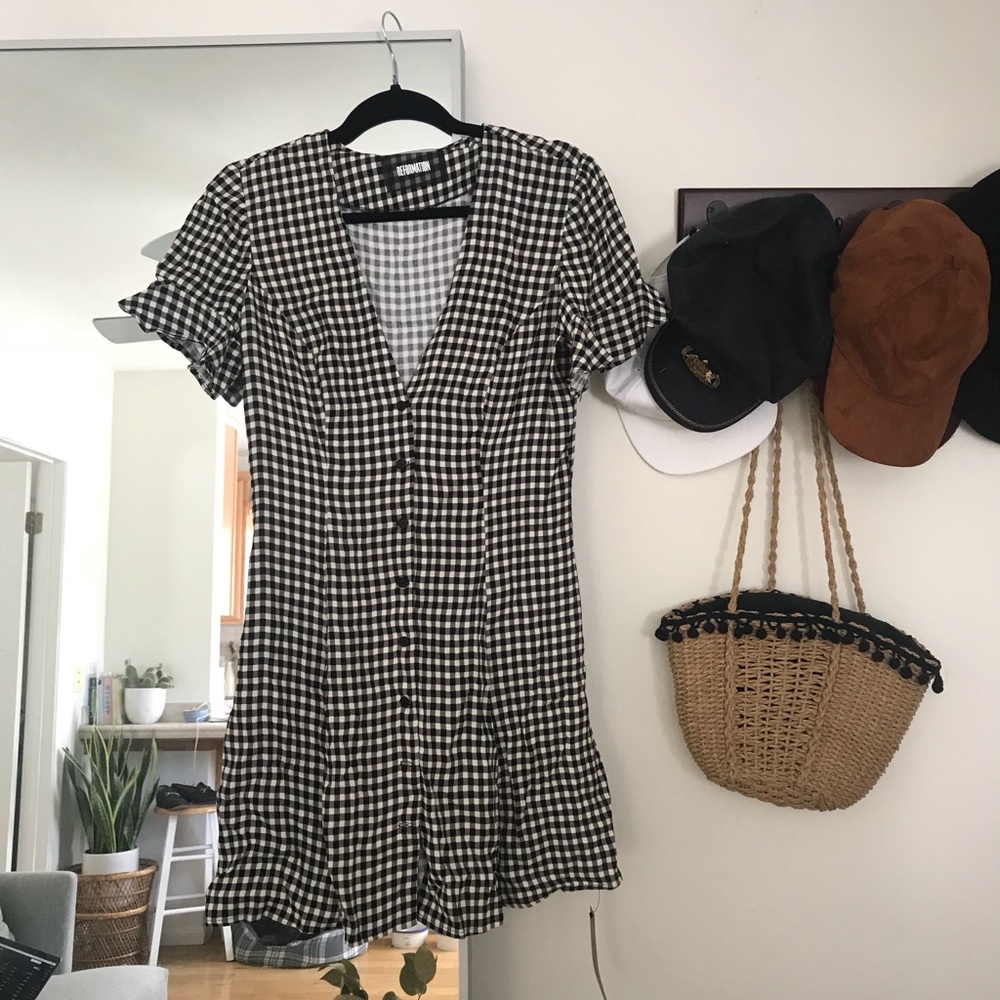 Reformation dolce dress as. 8 NWT