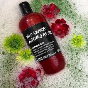 Two Hearts Beating As One Shower Gel & Lush Card