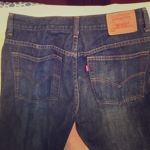Boot-cut Levi 515 jeans.