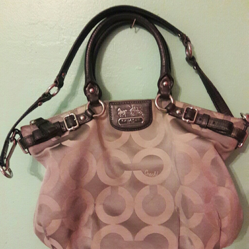 Coach shoulder bag