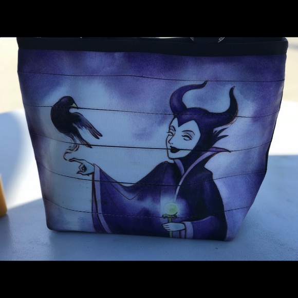 Harvey’s for Disney couture Good Vs Evil bag - Picture 2 of 7