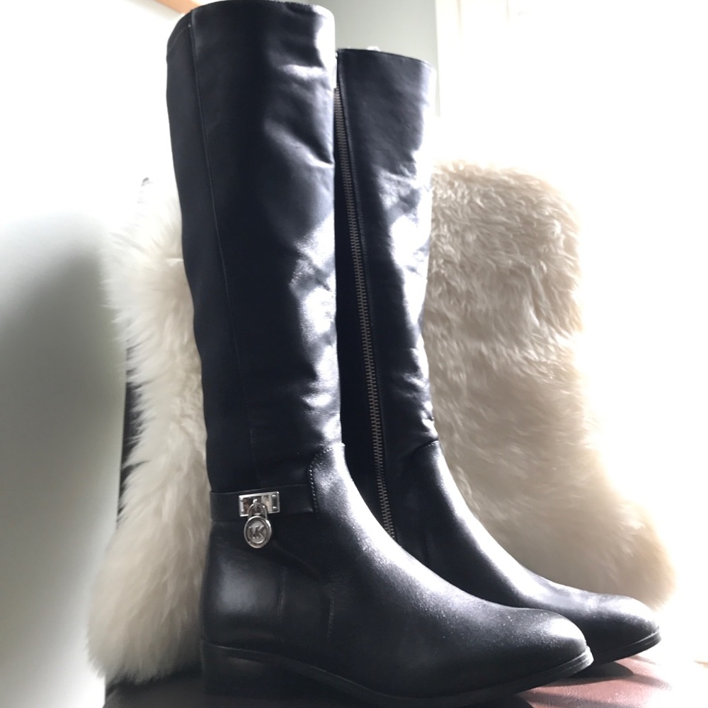 NWOT Michael Kors 5050 Black Knee High Leather Boots