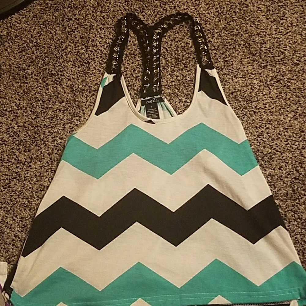 Tank top - Picture 2 of 3