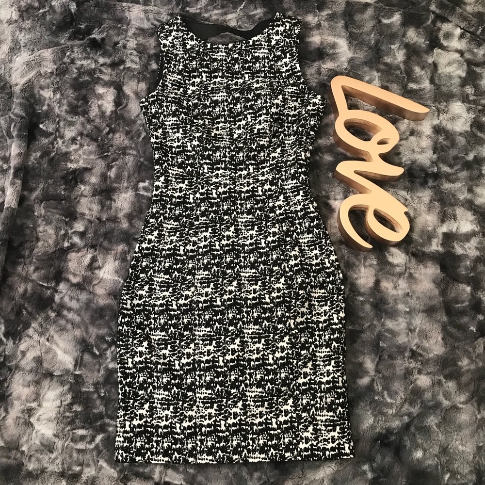 H&M Black and White Sheath Dress