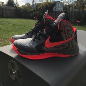 Nike Hyperfuse supreme bright crimson