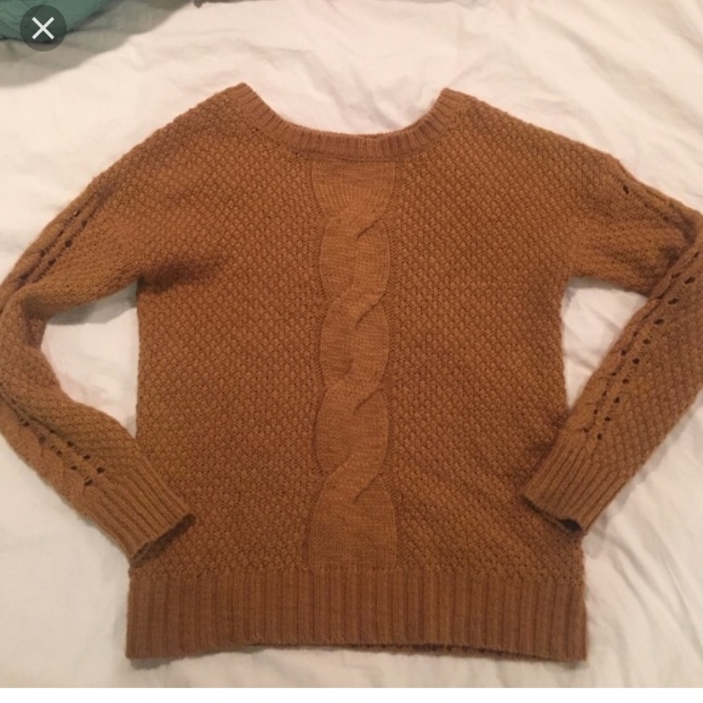 ISO Ecote mustard cable knit sweater
