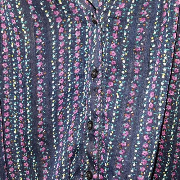 Plus Size 3x Sheer Floral Elbow Length Sleeve Top - Picture 2 of 4