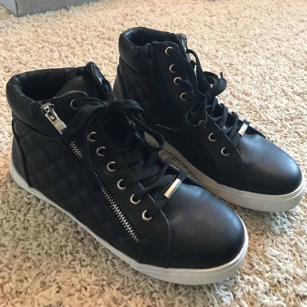 Black shoes