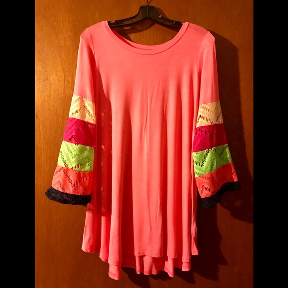 Tunic - Picture 2 of 2