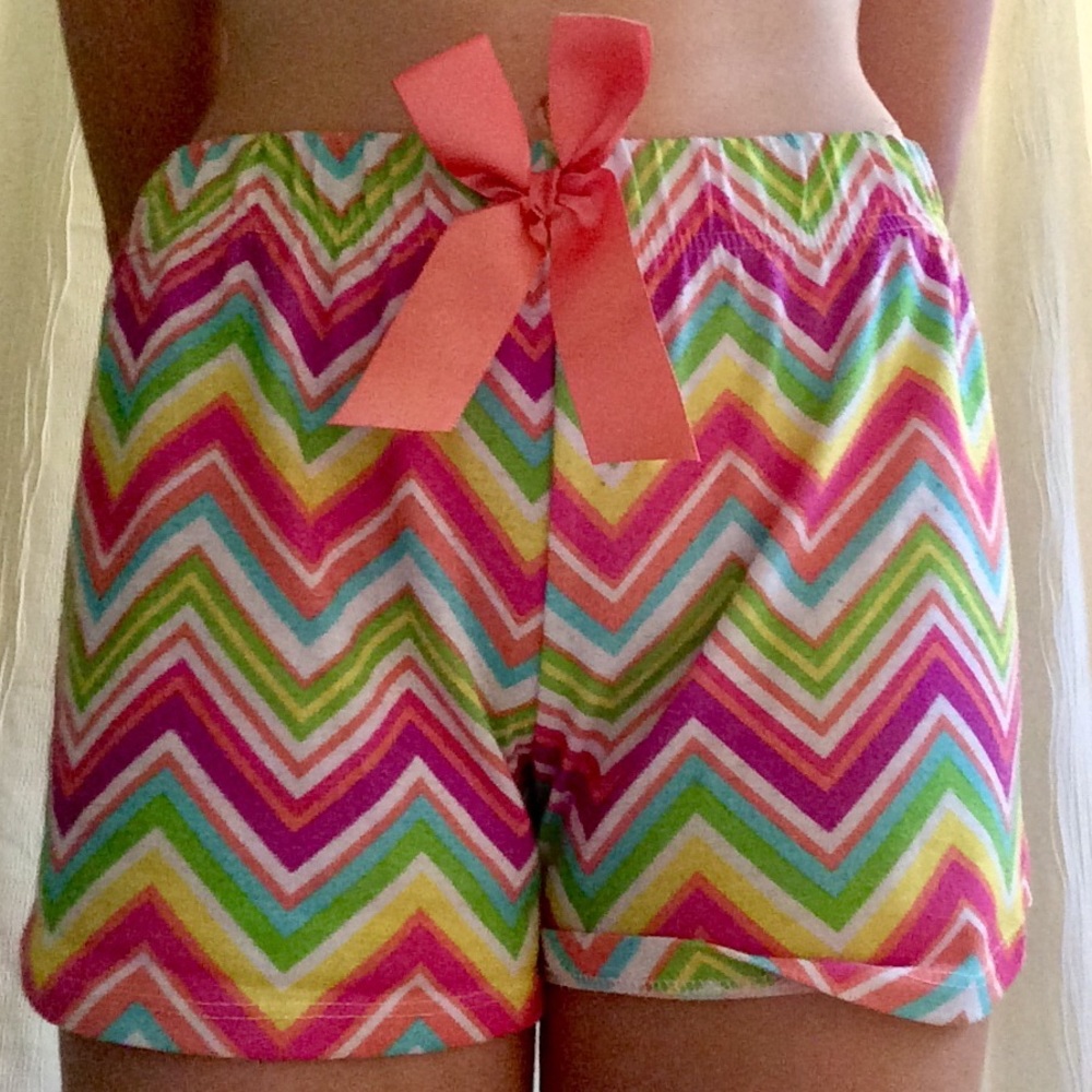 Zigzag striped pajama pants