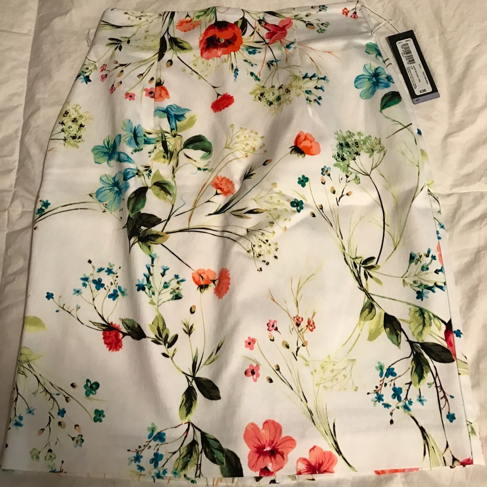 Worthington Floral Pencil Skirt
