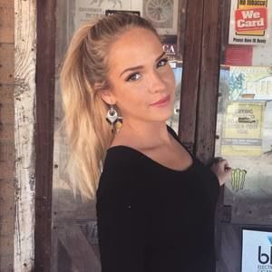 Meet your Posher, Madison