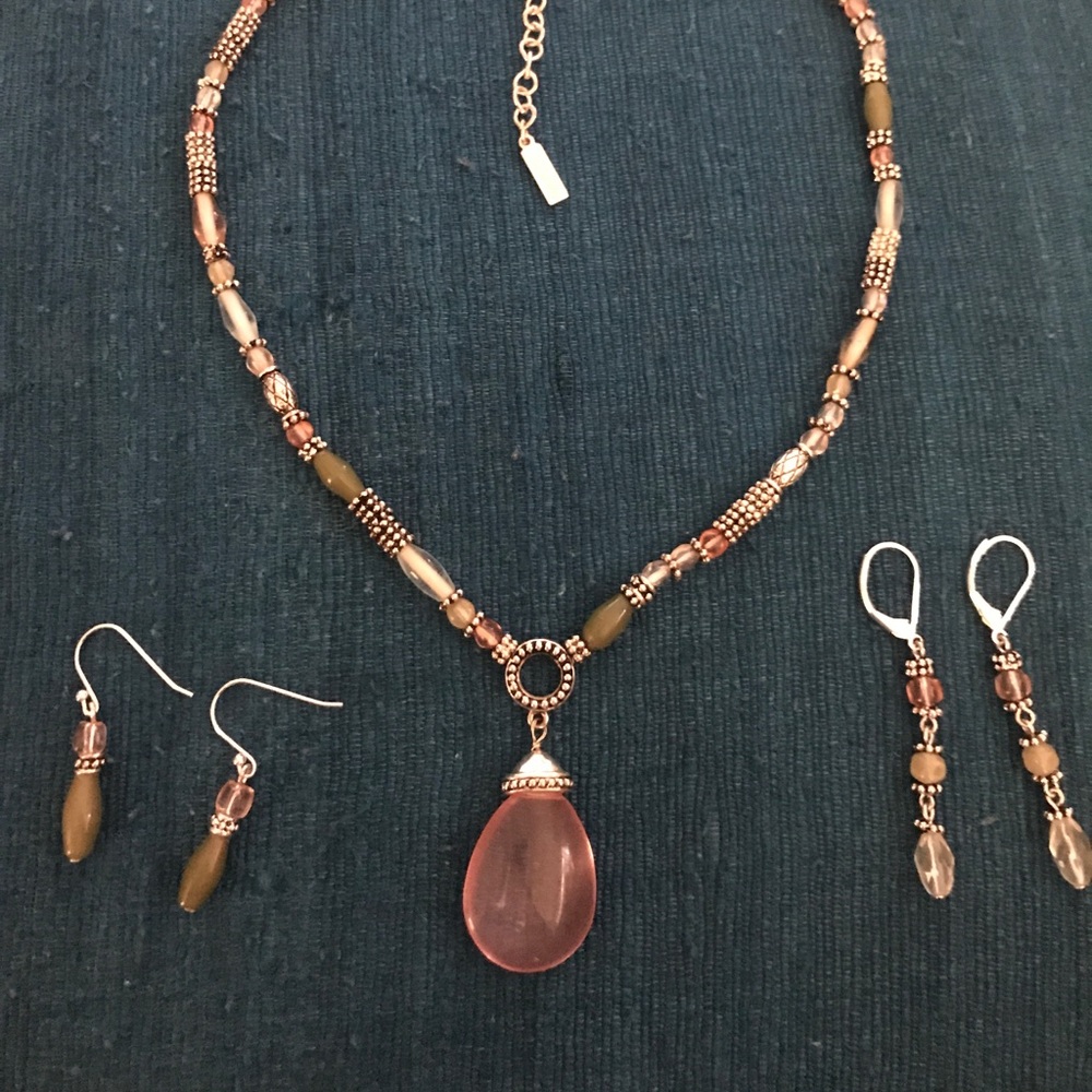 Pink green & silver necklace w/ matching earrings