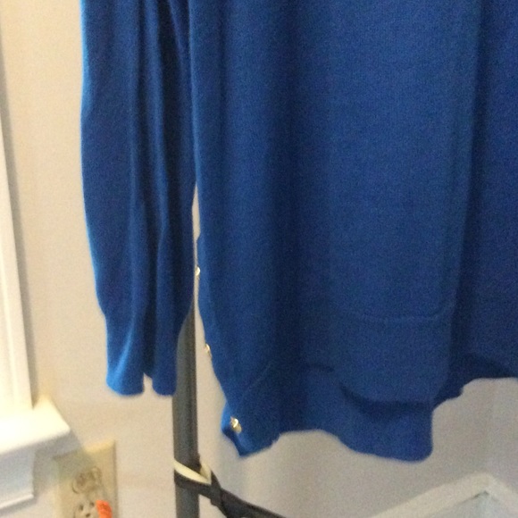 Blue tunic sweater - Picture 2 of 3