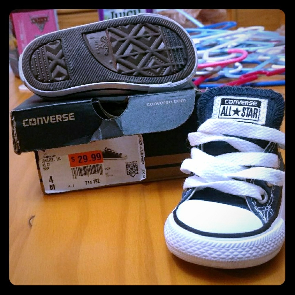 4 toddler converse