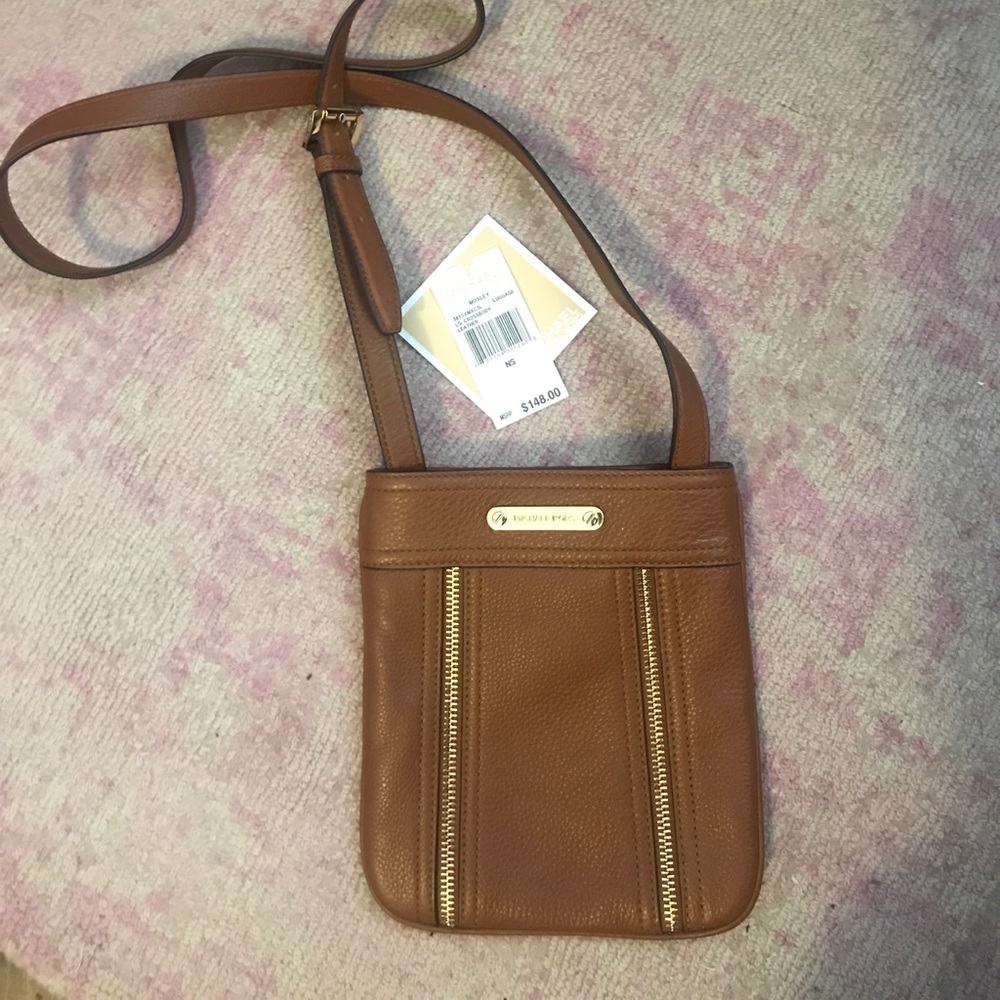 Brand New Michael Kors Moxley Cross body bag