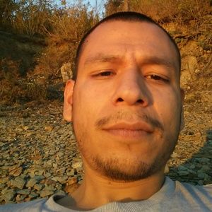 Meet your Posher, Efrain