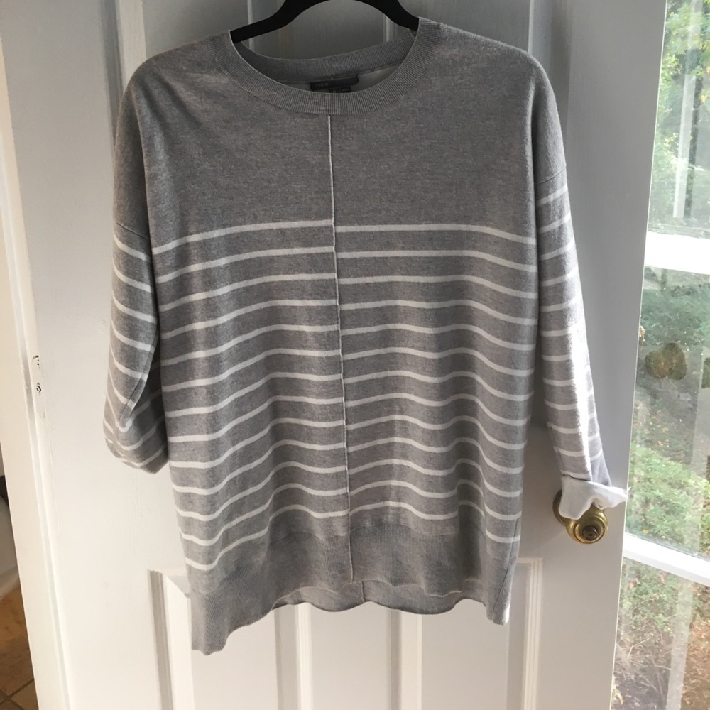 Women's sweater