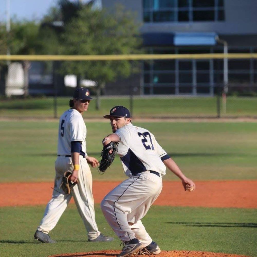 Meet your Posher, Alex