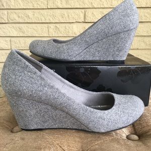 Chinese Laundry wedge heels
