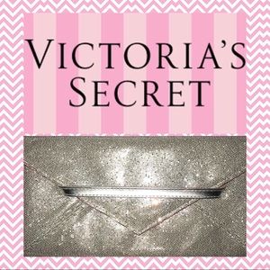 💕 Victoria's Secret Silver Sparkle Clutch 💕