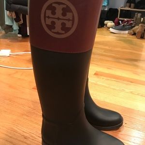 Tory burch Rain Boots size 5