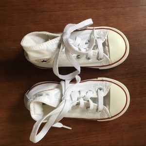 Converse little boy high top sneakers size 8.