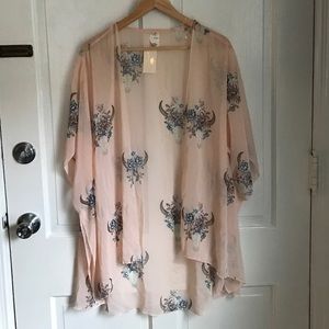 NWT Kittsona Kimono