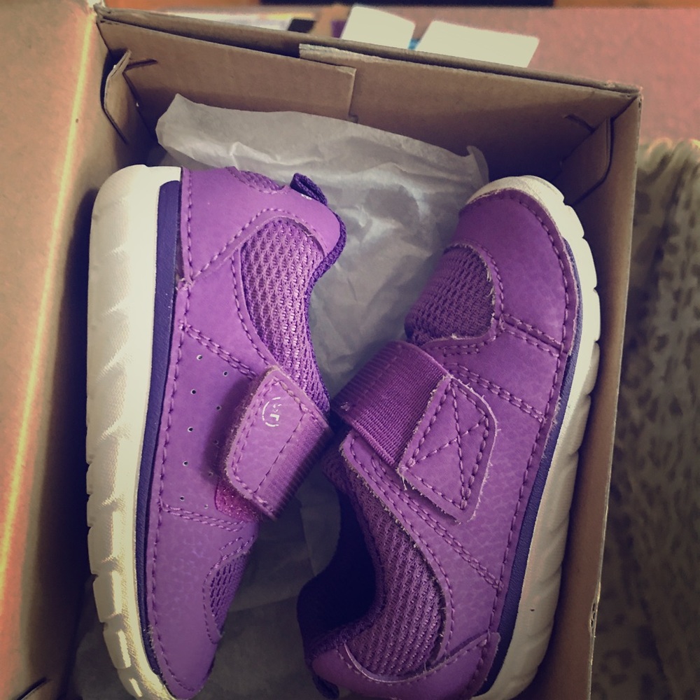 Stride rite baby shoes