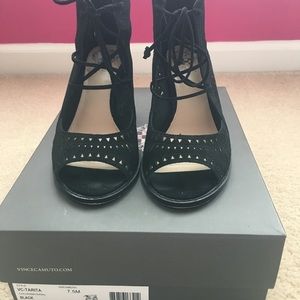 Vince Camuto Tarita black suede