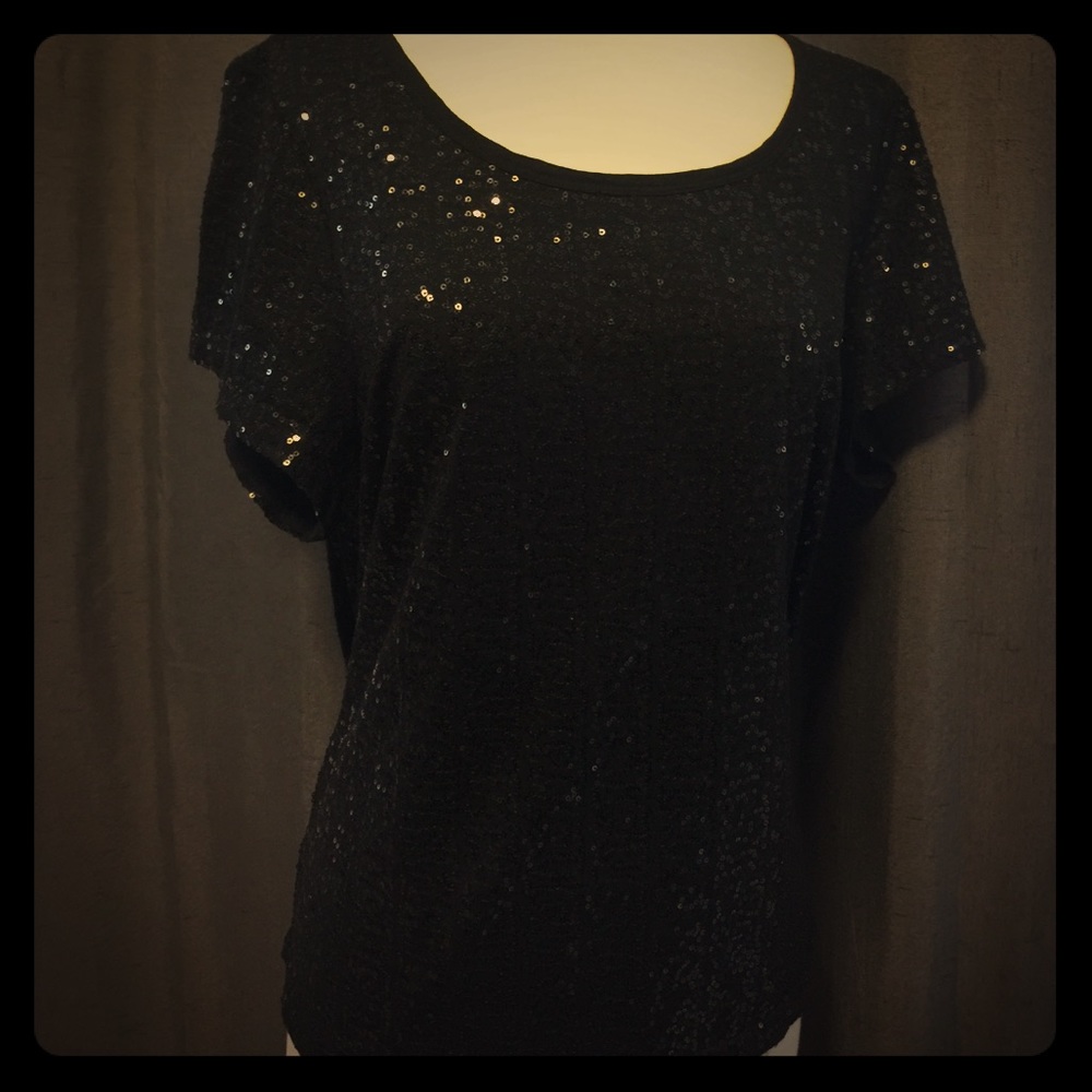 Like New!!! Black Sequined Top