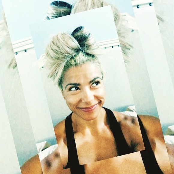 Meet your Posher, Alma - Picture 5 of 7