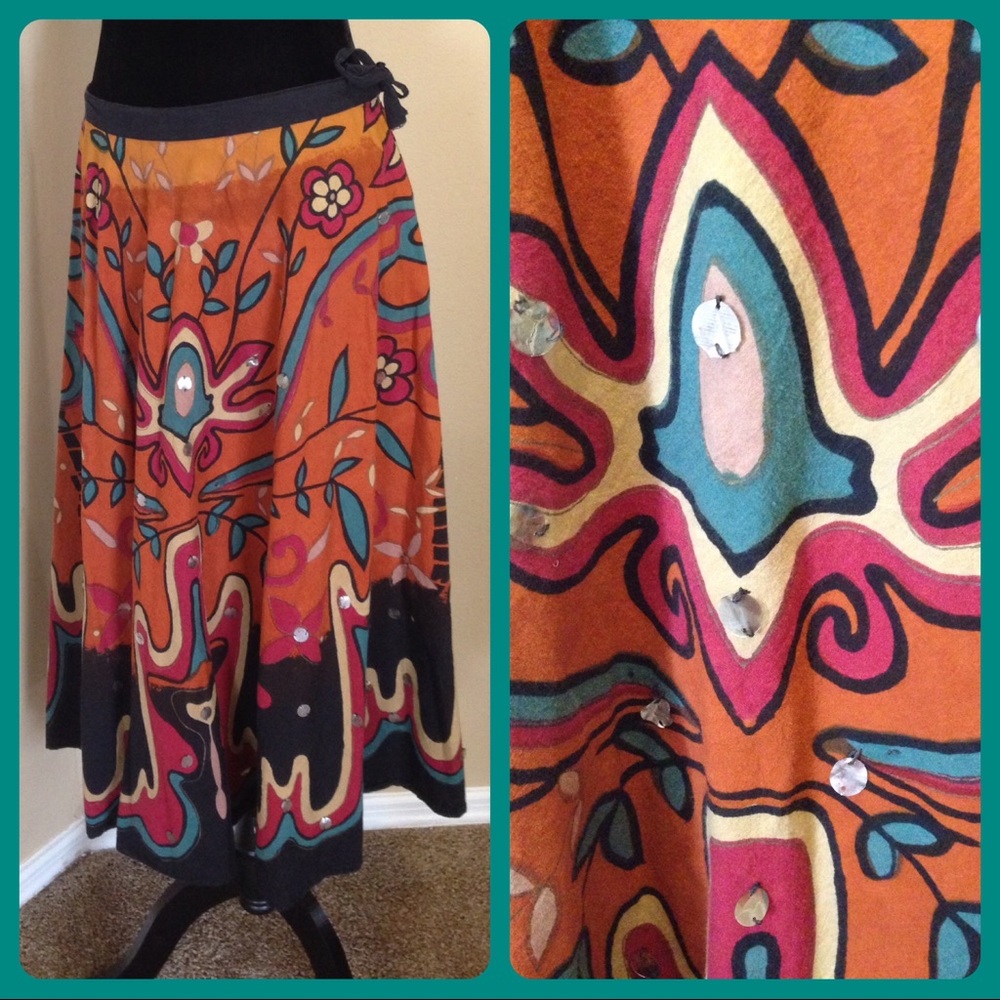 Very cute, colorful & creative VINTAGE style skirt