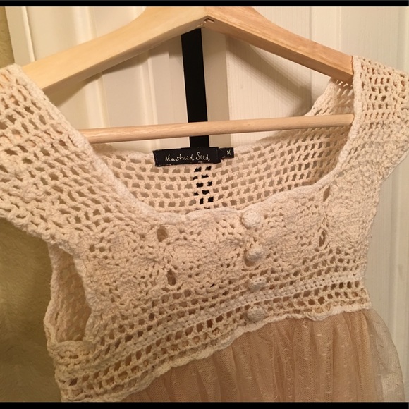 Creme Crochet Top with Sheer Sz M - Picture 5 of 8