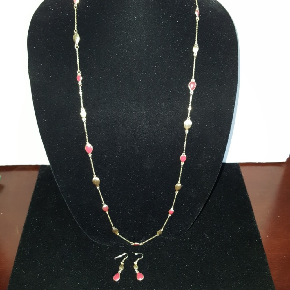 Coral and gold tone necklace and earring set