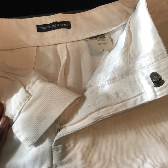 Too small - Picture 3 of 4