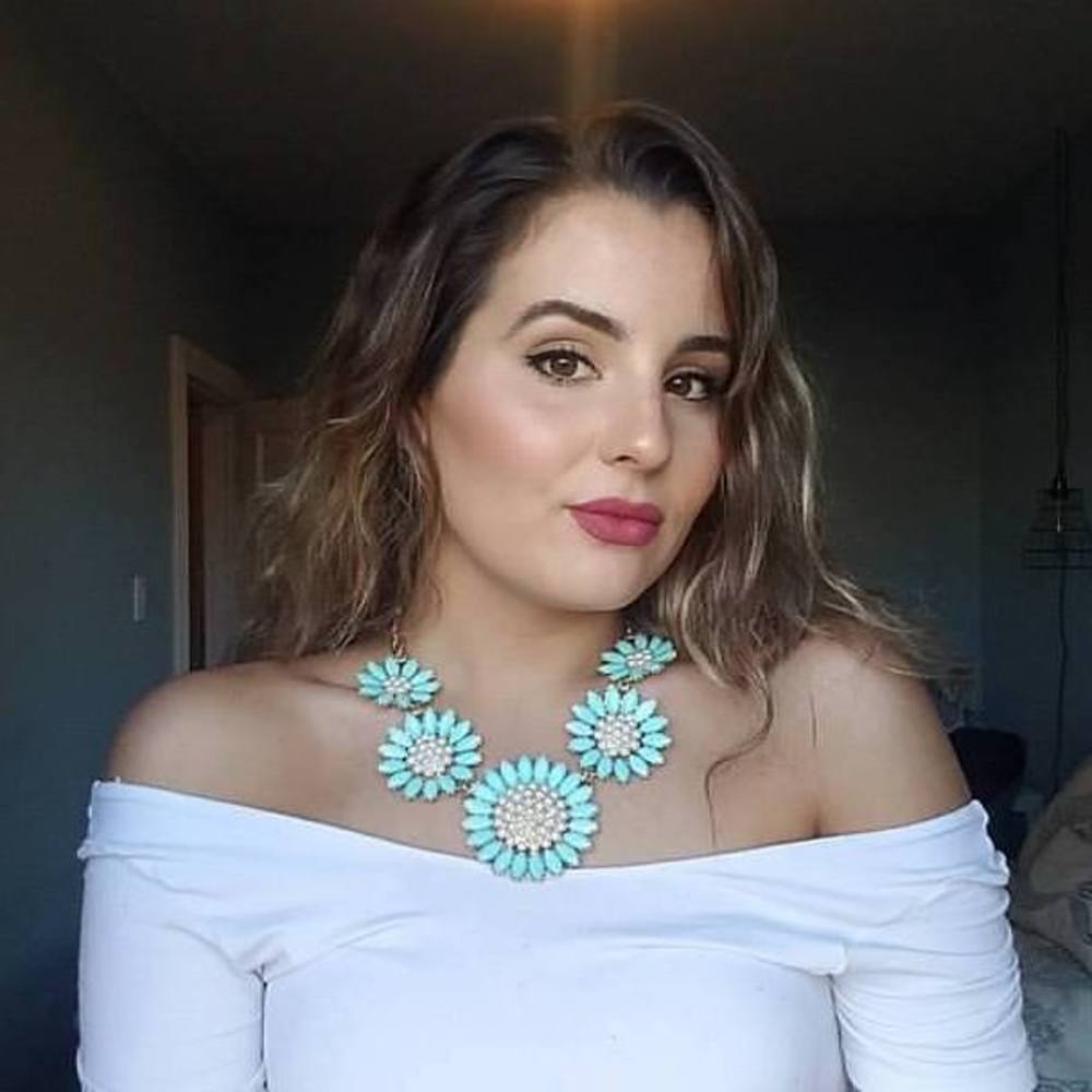 Meet your Posher, Cami