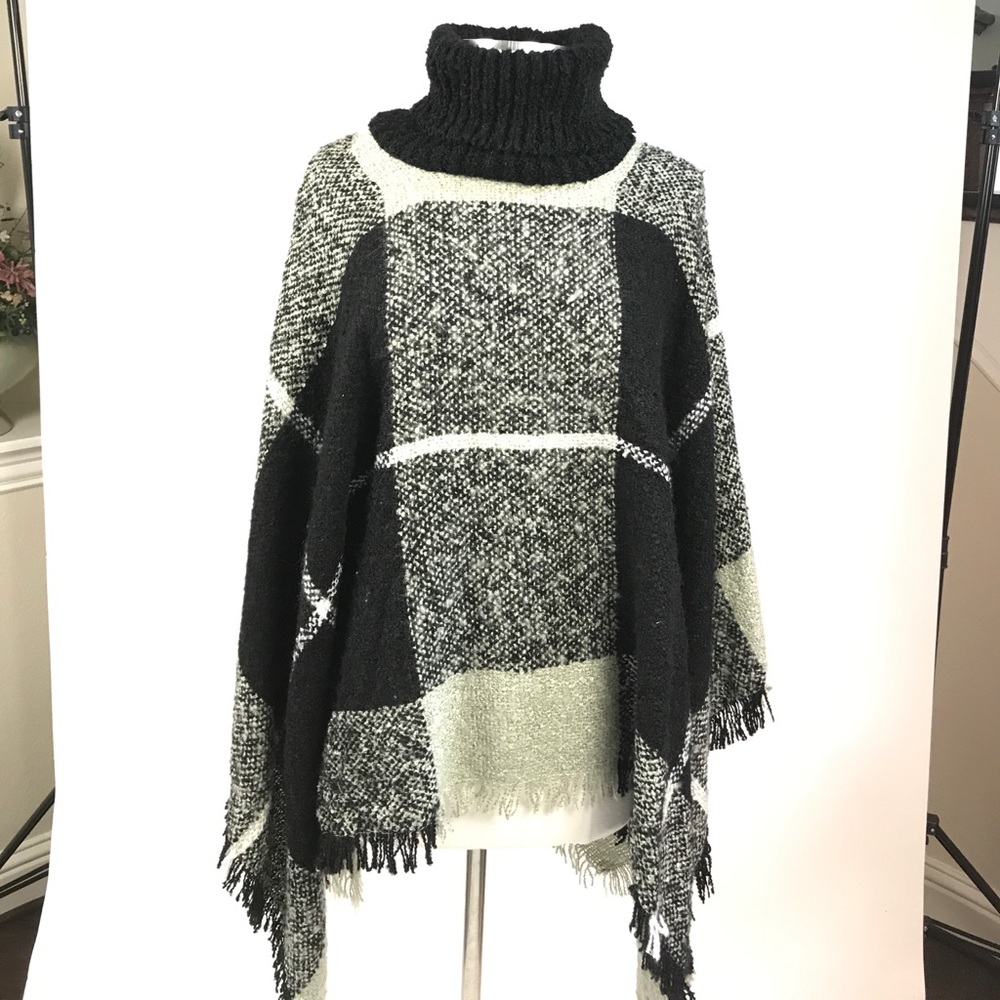Big check poncho sweet Top